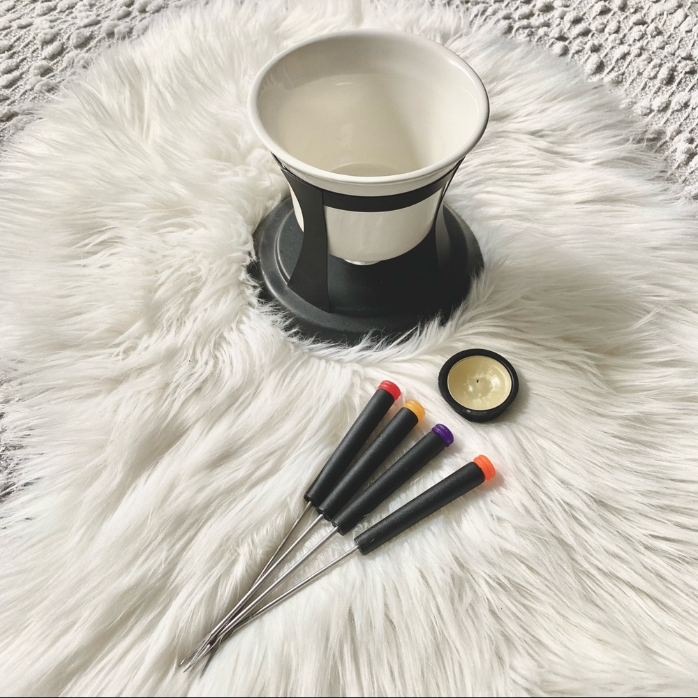 (🎄2/$30) 7 piece Chocolate Fondue Set